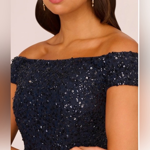Adrianna Papell Navy Off Shoulder Sequin Gown NWT Size 18 MOB GALA BLACK TIE - Picture 4 of 6